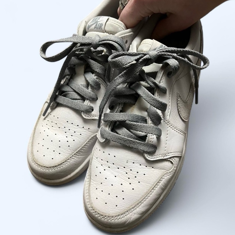 Nike Men's Air Jordan 1 Low Neutral Gray Sneakers